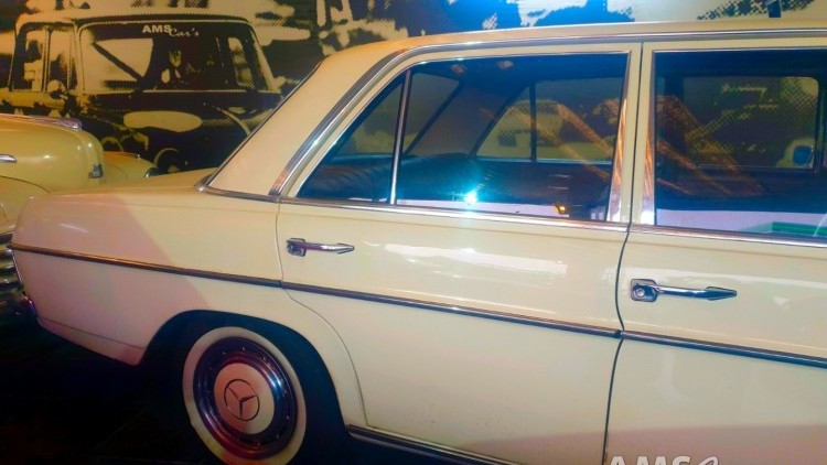 Mercedes-Benz 250 SE AUTOMATICO