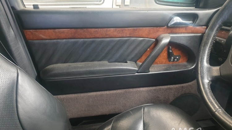 Mercedes-Benz Classe S 320 W140