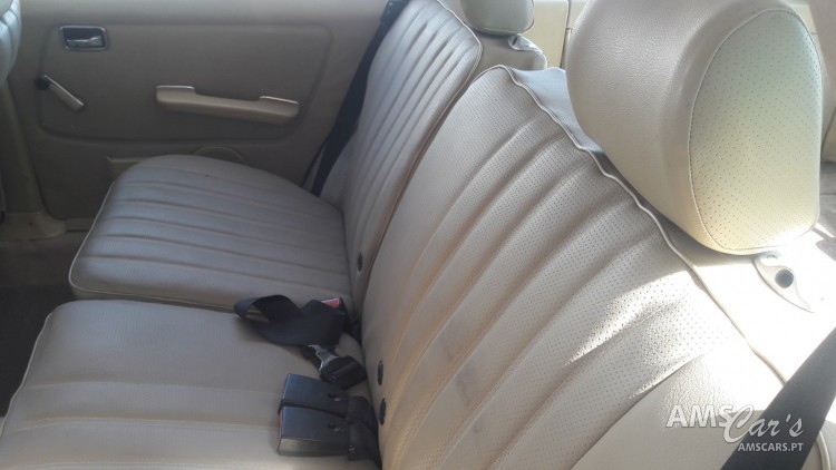 Mercedes-Benz 240 TD W123