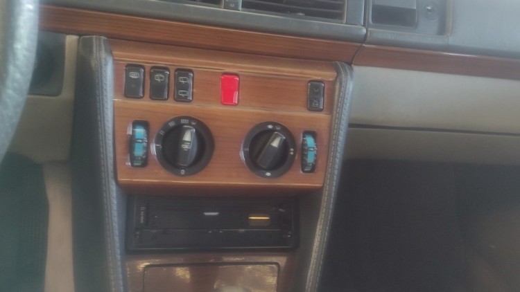 Mercedes-Benz 300 TD TURBO