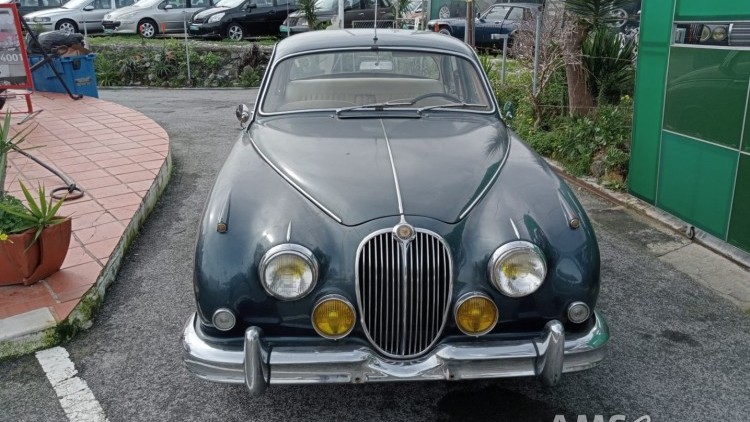 Jaguar MK II luxe