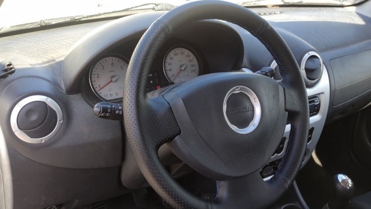 Dacia Sandero 1.2 LAUREATE