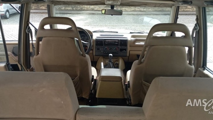 Land Rover Discovery 300 TDI 7 Lug