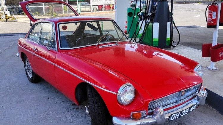 MG MGB GT