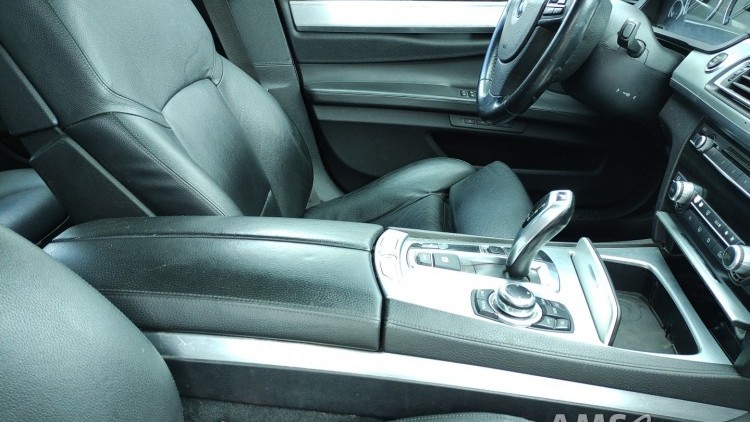 BMW S&eacute;rie 7 - 730 D