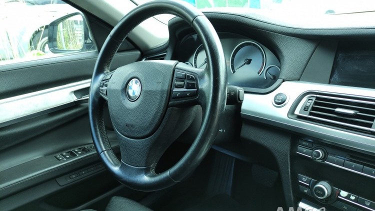BMW S&eacute;rie 7 - 730 D