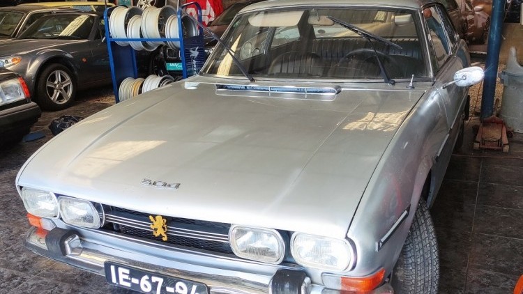 Peugeot 504 coupe 2.0