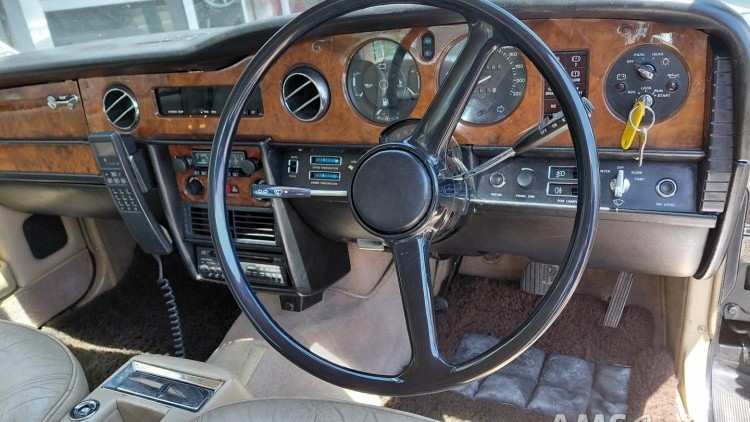 Rolls Royce Silver Spirit