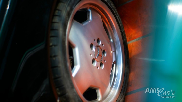 Mercedes-Benz E43 AMG