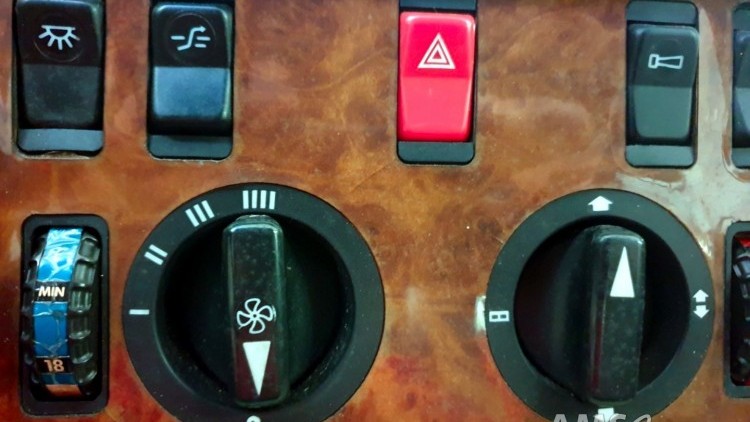 Mercedes-Benz 380 SEC