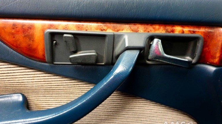 Mercedes-Benz 380 SEC