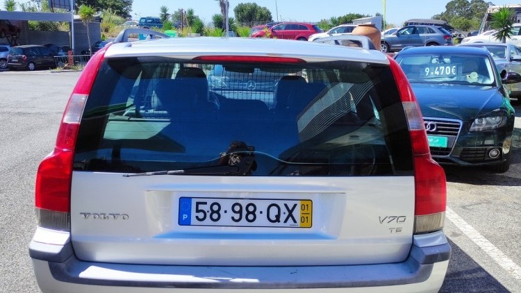 Volvo V70 T5