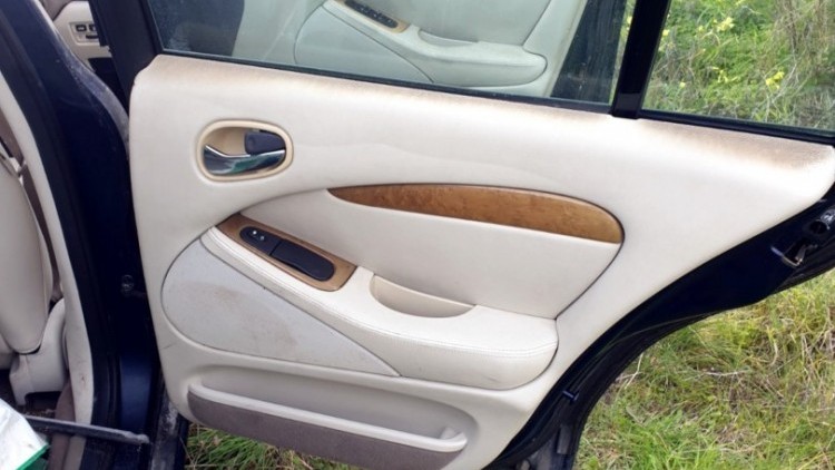 Todos as pe&ccedil;as dispon&iacute;veis